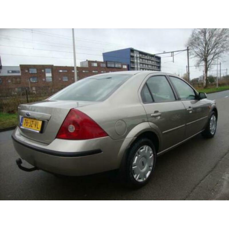 Ford Mondeo 2.0-16V Trend (Automaat + Airco )