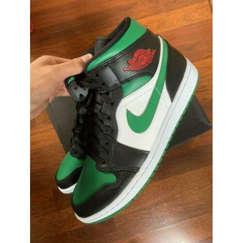 Nike air Jordan 1 mid green toe 44