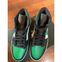 Nike air Jordan 1 mid green toe 44