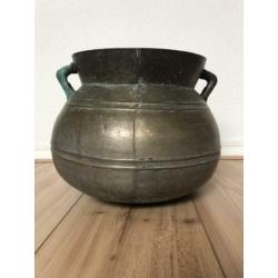 Zware bronzen kookpot grape antiek Frankrijk 17e of 18e eeuw