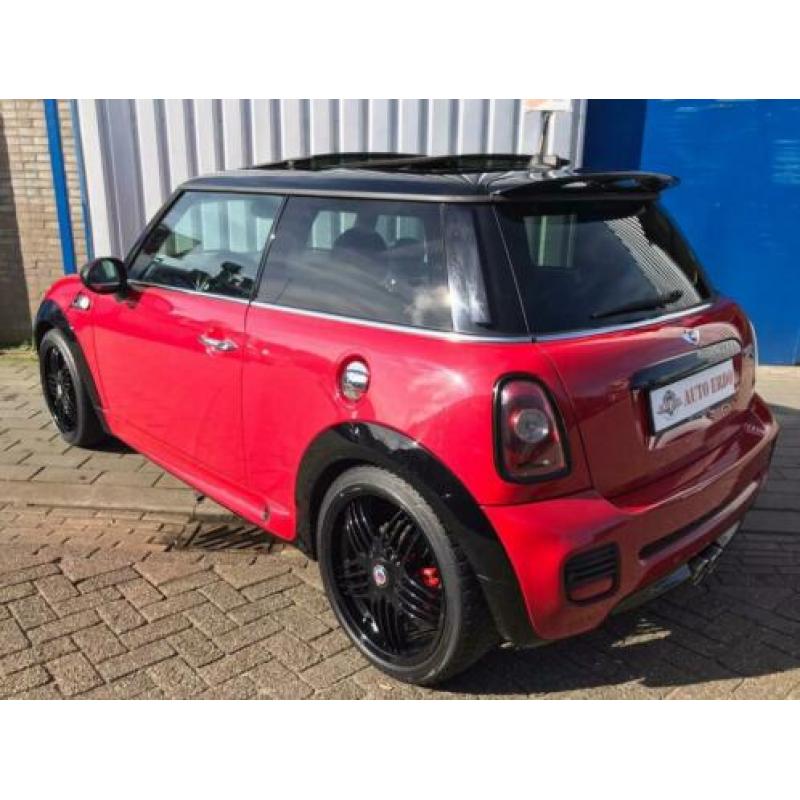 Mini Mini 1.6 16V Cooper S 128KW Automaat John Cooper Works