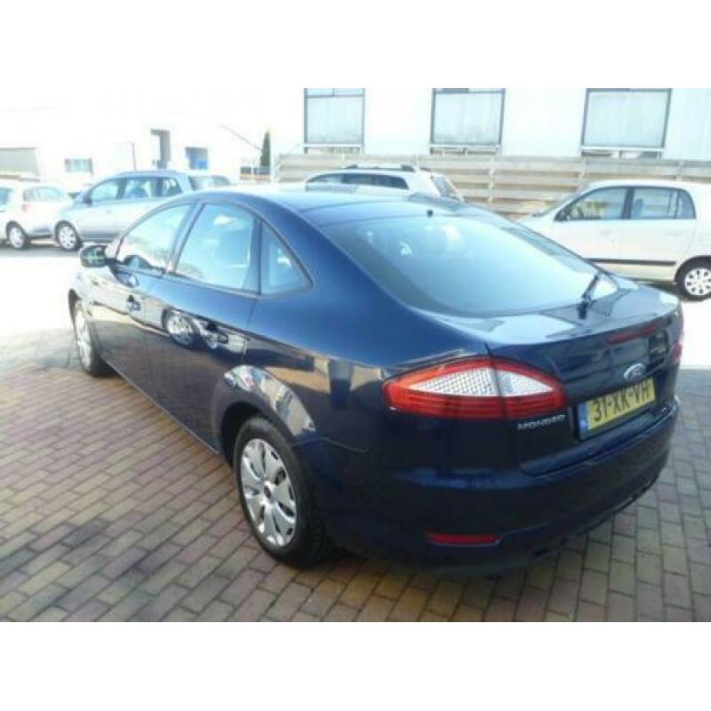 Ford Mondeo 1.6-16V Trend