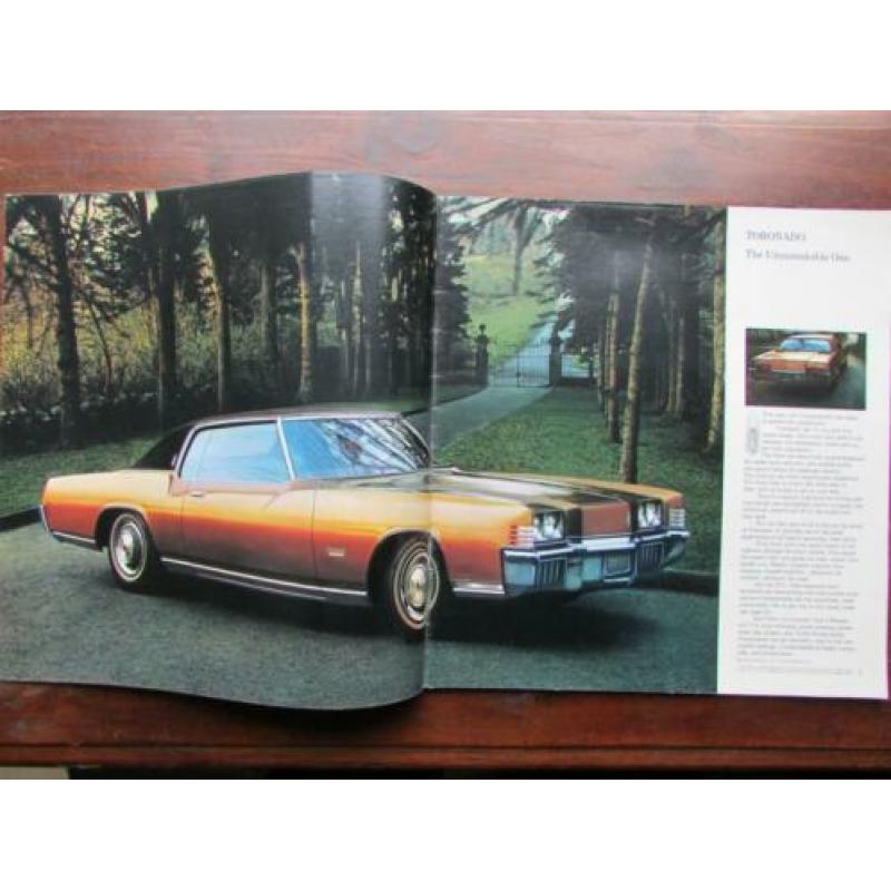 1971 Oldsmobile prestige brochure