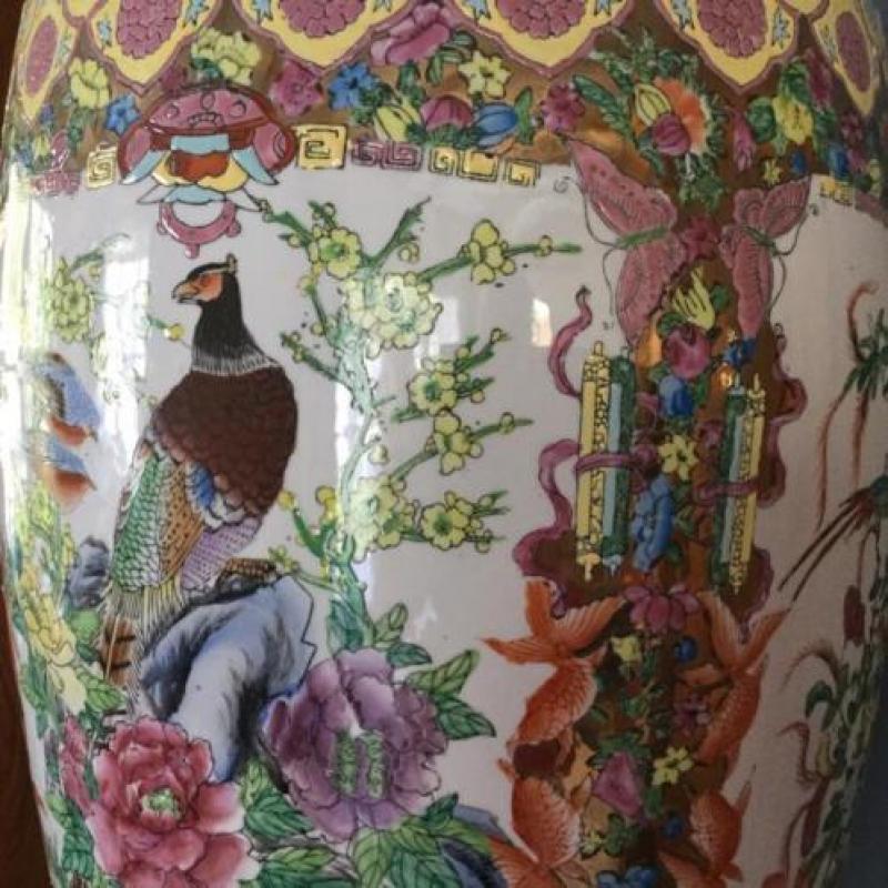 Chinees porselein. Grote Chinese vaas 93cm. Handpainted.