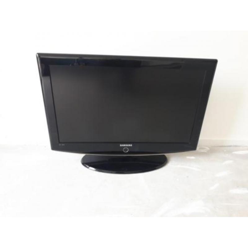 Samsung Plasma Tv 80 CM