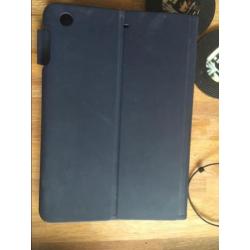 Bluetooth toetsenbord en cover iPad Air