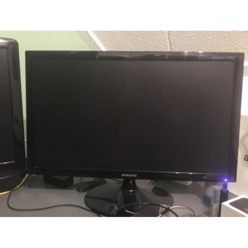 Te koop: Samsung Syncmaster B2430H Zwart 24"