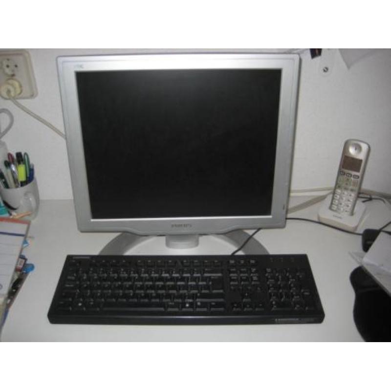 Philips Monitor 17 Inch+HP Toetsenbord.