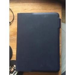 Bluetooth toetsenbord en cover iPad Air