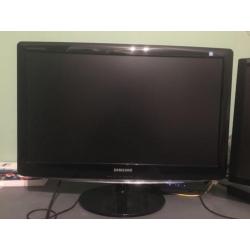 Te koop: Samsung Syncmaster B2430H Zwart 24"