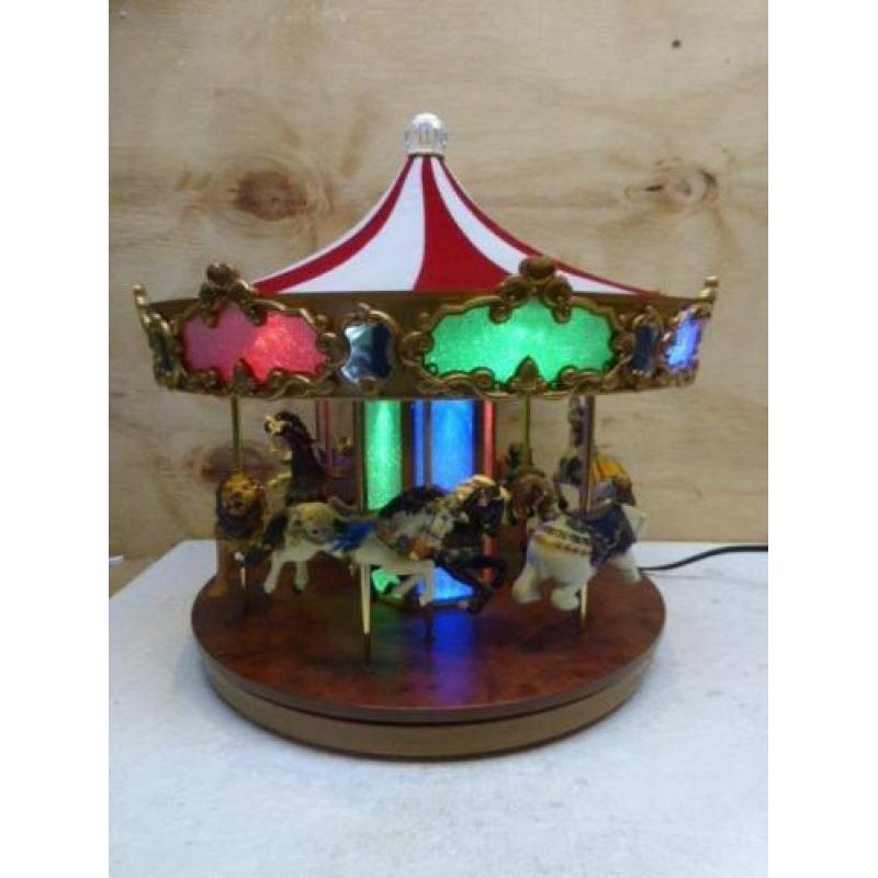 Mr Christmas Carousel draaimolen kermis lemax kerstdorp