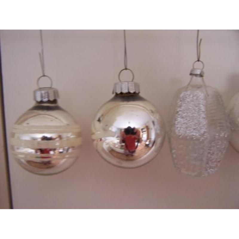 Oude kerstballen van glas