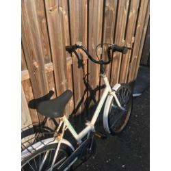 Witte vouwfiets