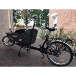 Bakfiets op twee wielen met handrem en 3 versnellingen