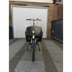 Tweewielige bakfietsweb bakfiets, goed onderhouden