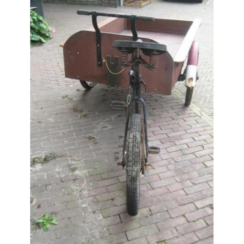 Antieke bakfiets