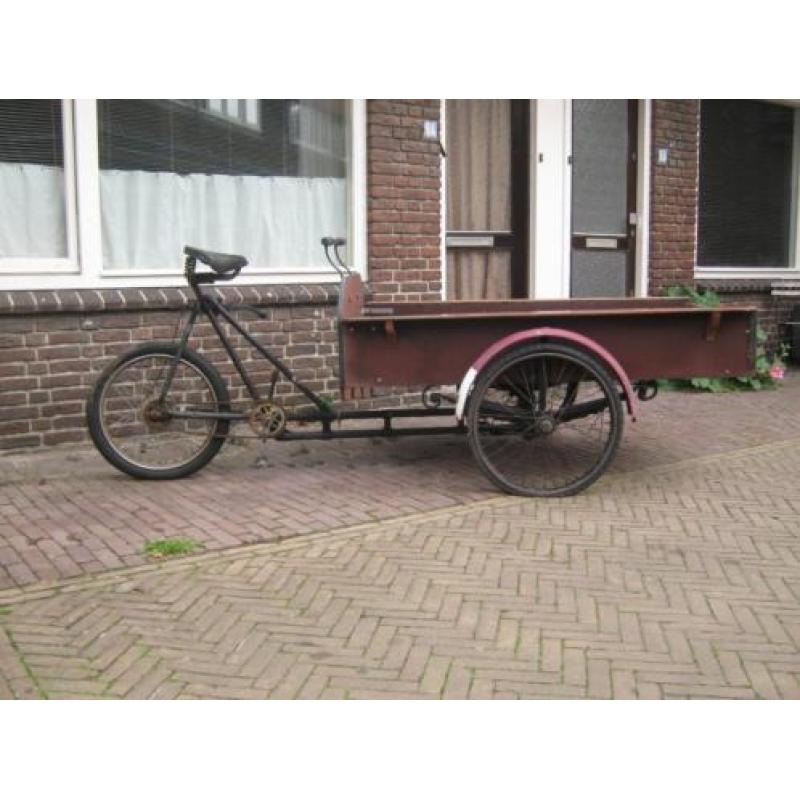 Antieke bakfiets