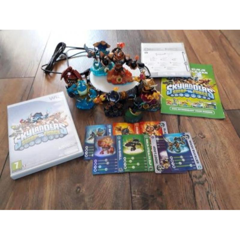 Wii skylanders swapforce spel met portal en 7 poppetjes