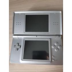 Nintendo DS Lite