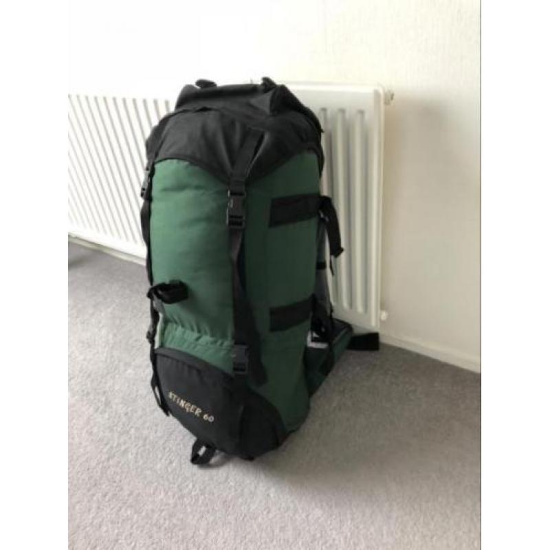 Zo goed als nieuw backpack van Stinger 60 liter inhoud